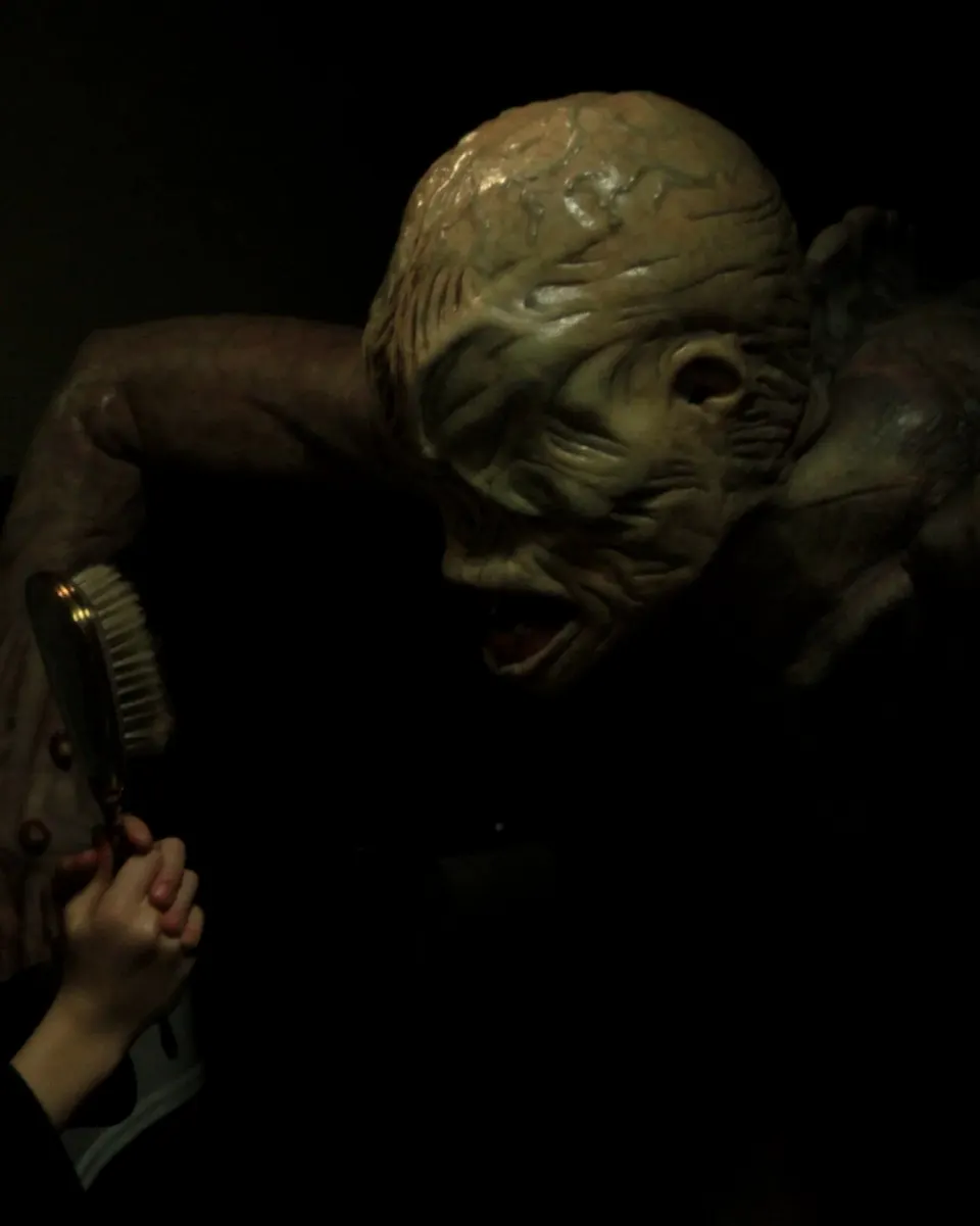 Creature Build, creature & mask fabrication by Main Character Creations (photo 3)