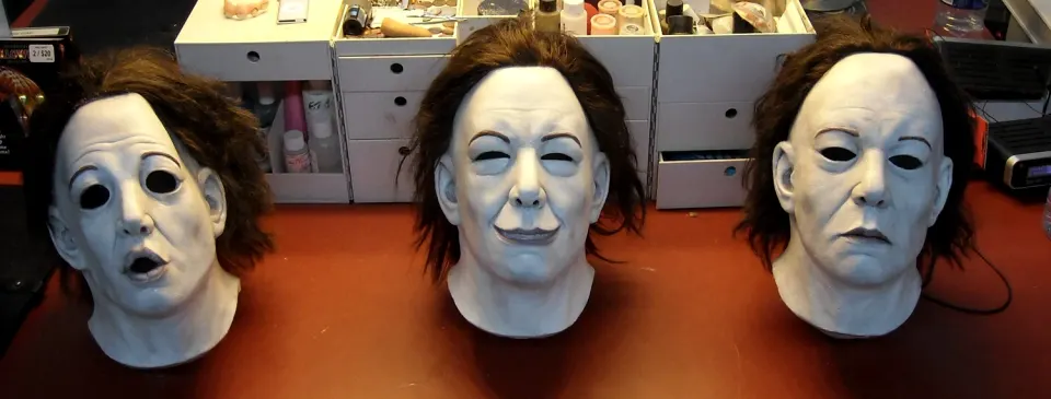 Michael Criers, creature & mask fabrication by Main Character Creations (photo 3)
