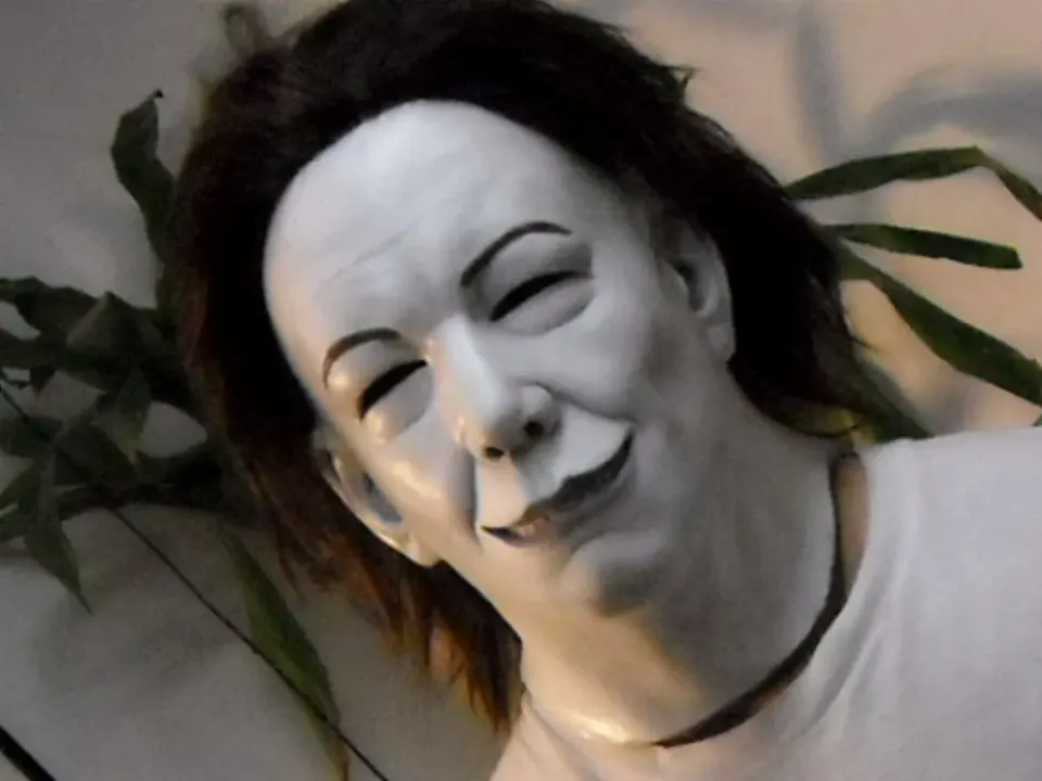 Michael Criers, creature & mask fabrication by Main Character Creations (photo 6)