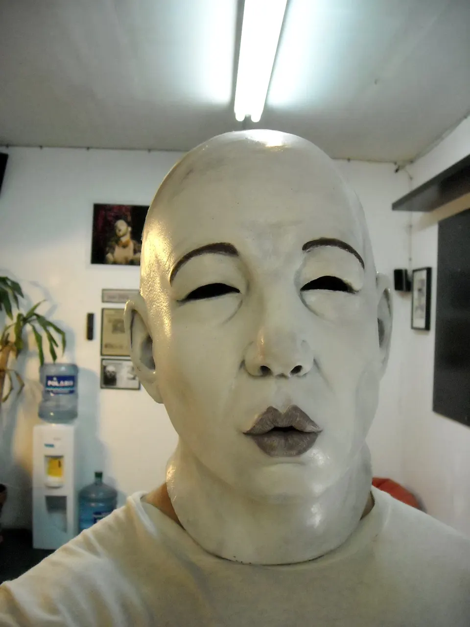 Michael Criers, creature & mask fabrication by Main Character Creations (photo 7)