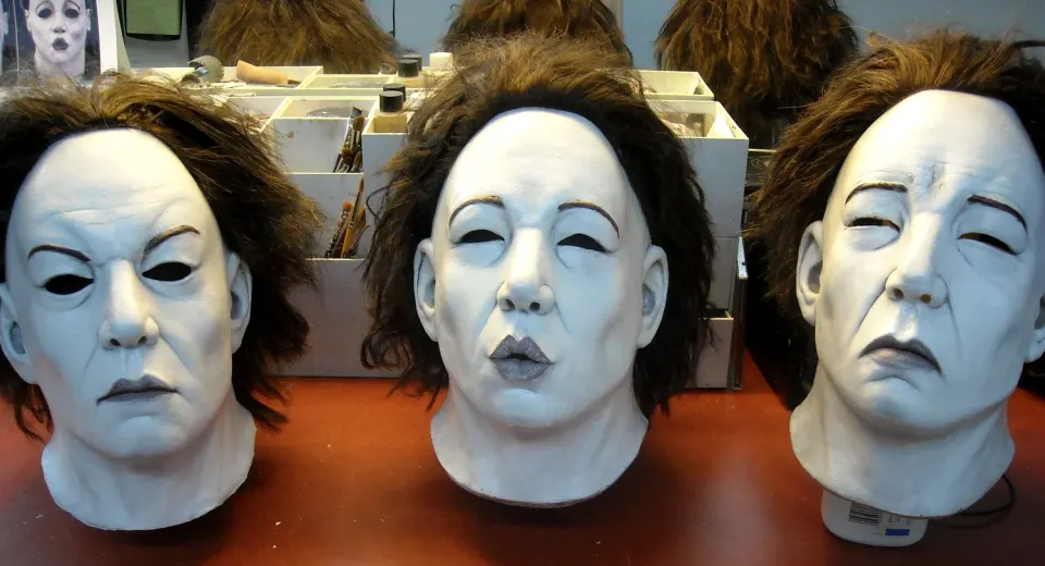 Michael Criers, creature & mask fabrication by Main Character Creations (photo 8)
