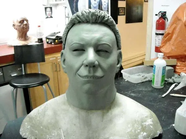 Michael Criers, creature & mask fabrication by Main Character Creations (photo 9)